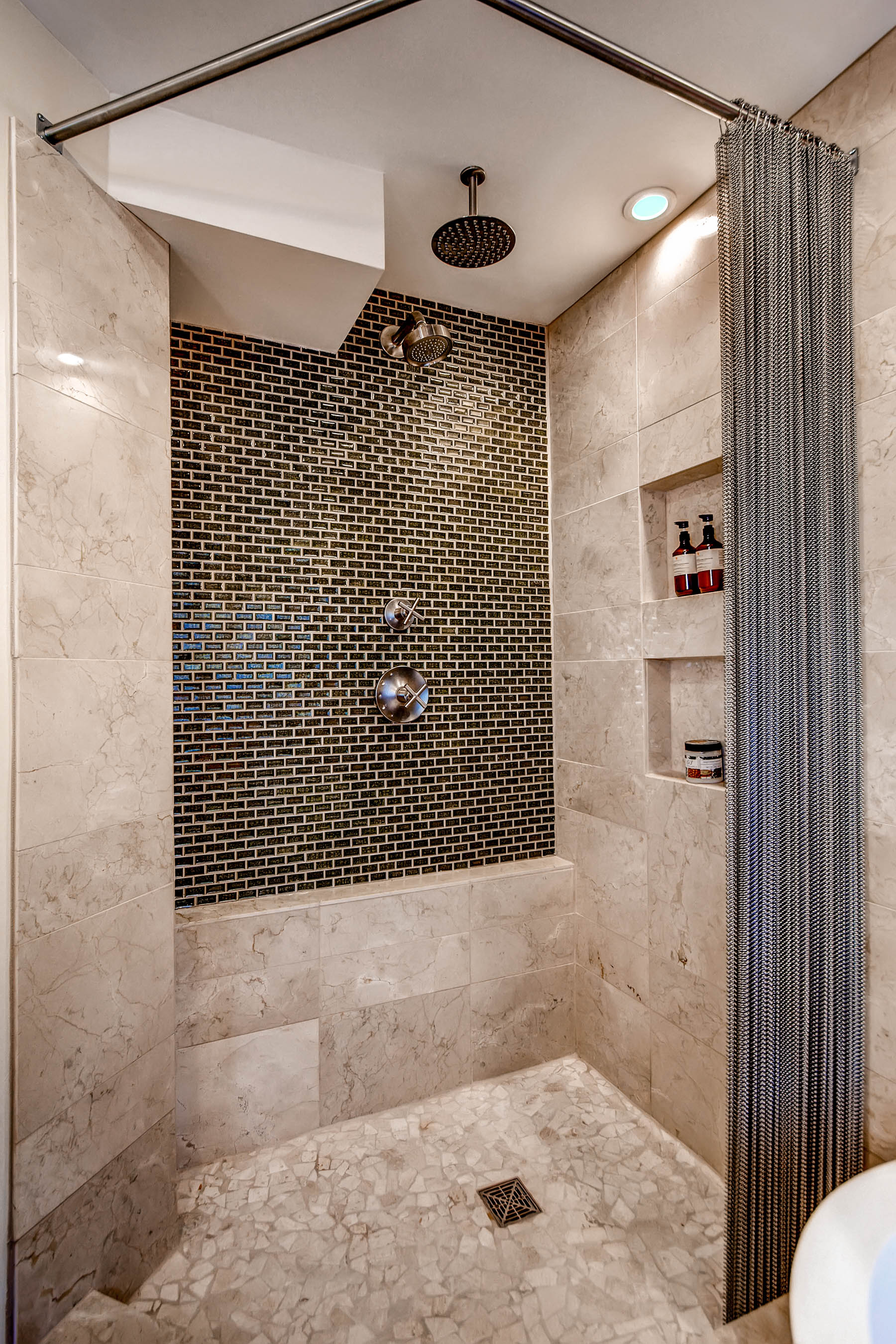 img/bathroom-tile-designs-uk.jpg