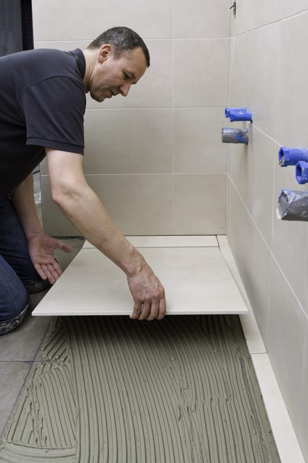 img/das-rutschsicherste-badezimmerfliesen-ein-umfassender-leitfaden.jpg